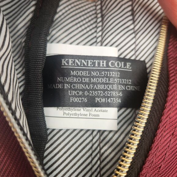 Kenneth Cole Reaction Back Pack Burgundy 15"x11"x7" Outer & Inner Pockets - Picture 15 of 16